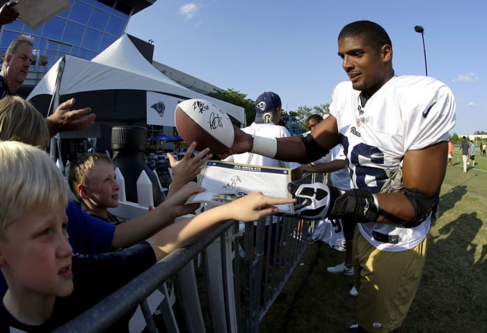 St-Louis-Rams-Michael-Sam.jpg